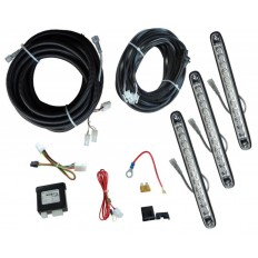 WIĄZKA DODATKOWEGO OŚWIETLENIA NAD KABINĄ LAWETY