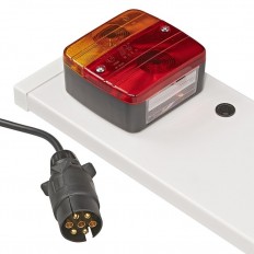 BELKA ZDERZAKA PRZYCZEPKI Z OŚWIETLENIEM 7 PIN