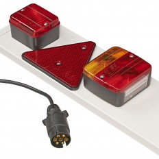 BELKA ZDERZAKA PRZYCZEPKI Z OŚWIETLENIEM 7 PIN