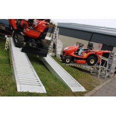 Rampy najazdy aluminiowe z certyfikatem L-3000 mm / 3,8 T