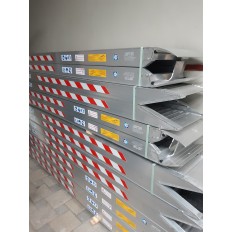 Rampy najazdy aluminiowe z certyfikatem L-3000 mm / 3,8 T