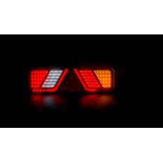 FRISTOM Lampa tylna PRAWA LED 24V, 6-funkcyjna, bez oświetlenia tablicy rej., złącze AMP 7PIN