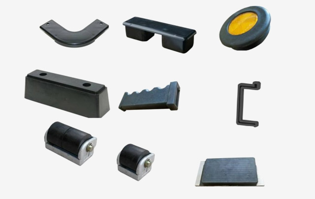 ZAŚLEPKI, ODBOJNIKI,OSŁONY PRZECIW NAJAZDOWE