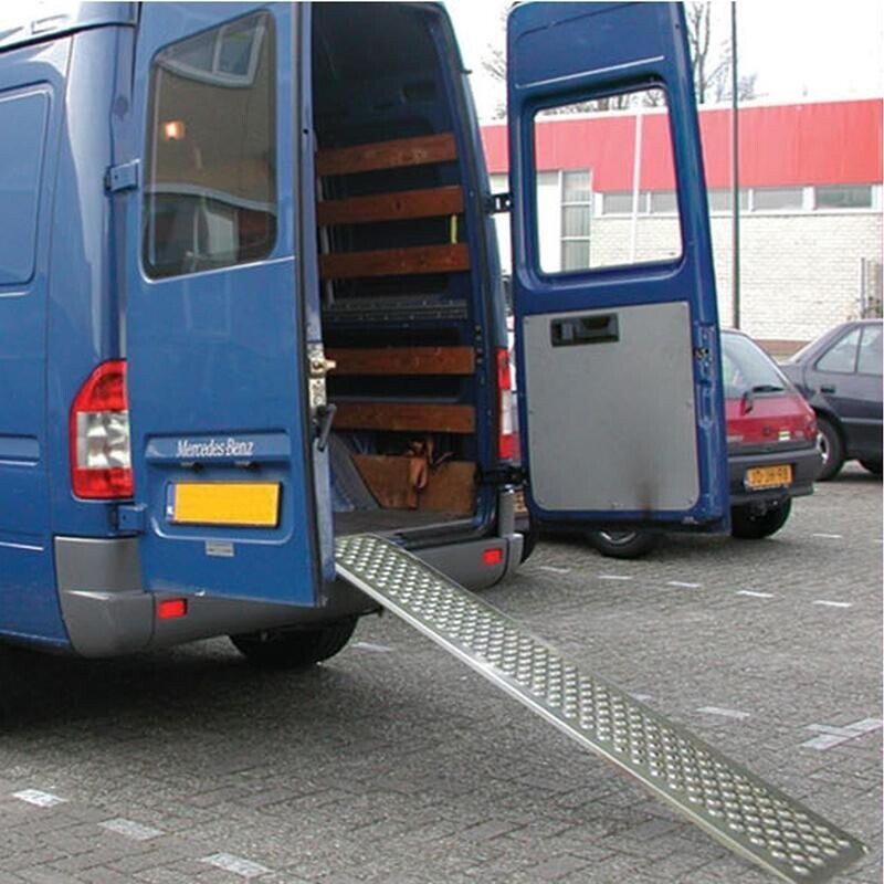 ALUMINIUM RAMP 150×21 CM