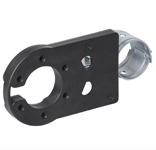 7 / 13 PIN SOCKET HOLDER FOR V4 HITCH