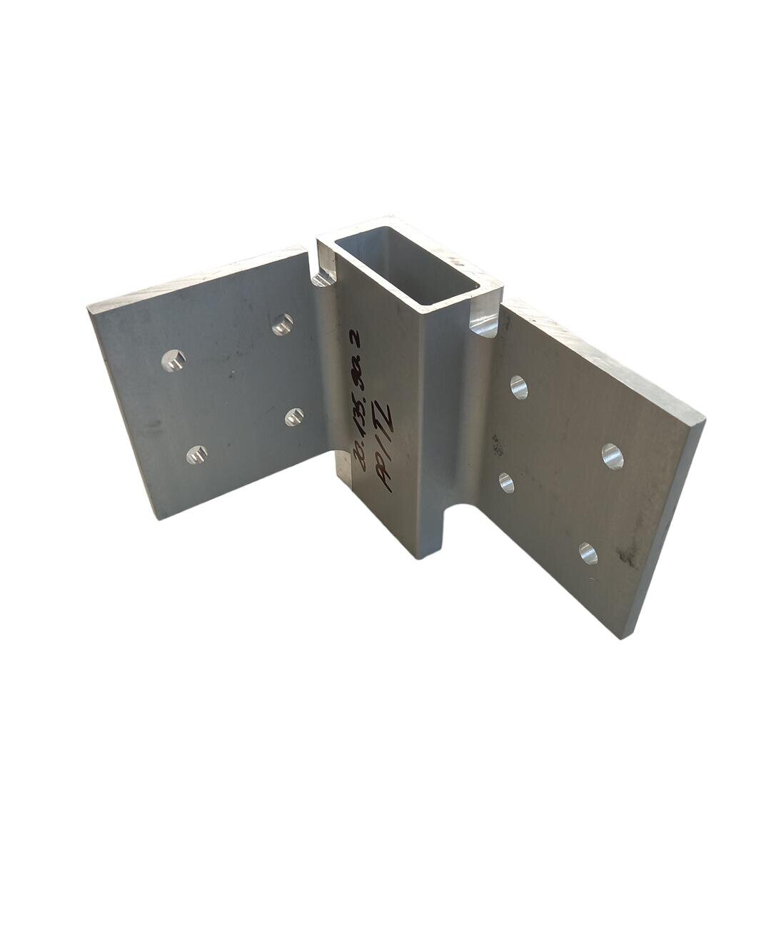 NAROŻE ALUMINIOWE 90 PP/TL CENTRALNE OTWORY