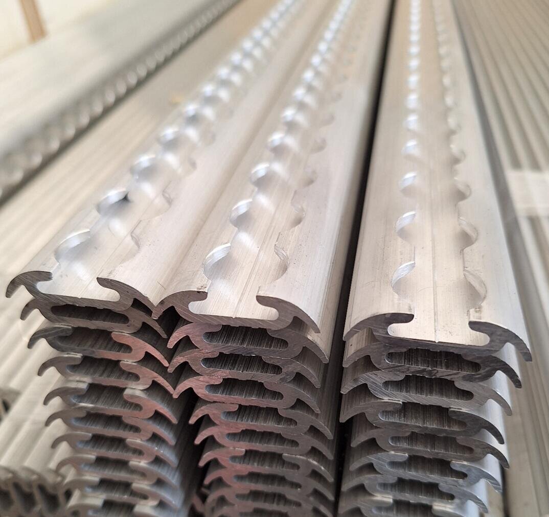 Listwa mocowania ładunku półokrągła 3000 x 40 mm AIRLINE